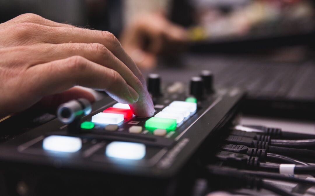 Streamyard: tecniche d’uso e strategie di conduzione per speaker e live streamer
